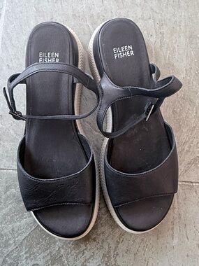 Eileen Fisher black leather platform/wedge sandals